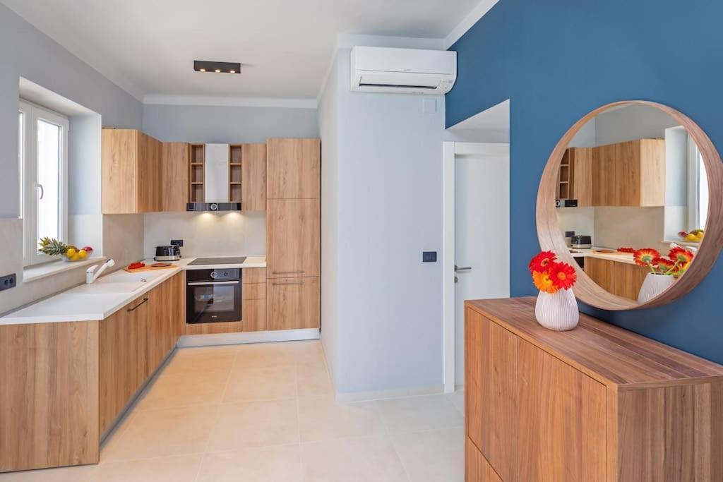 St Jakov Superior Beach Apartment With Free Parking Ντουμπρόβνικ Εξωτερικό φωτογραφία