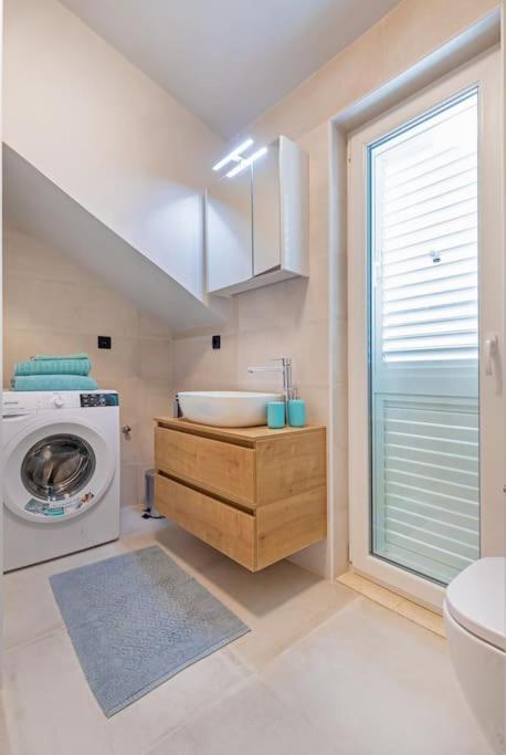 St Jakov Superior Beach Apartment With Free Parking Ντουμπρόβνικ Εξωτερικό φωτογραφία